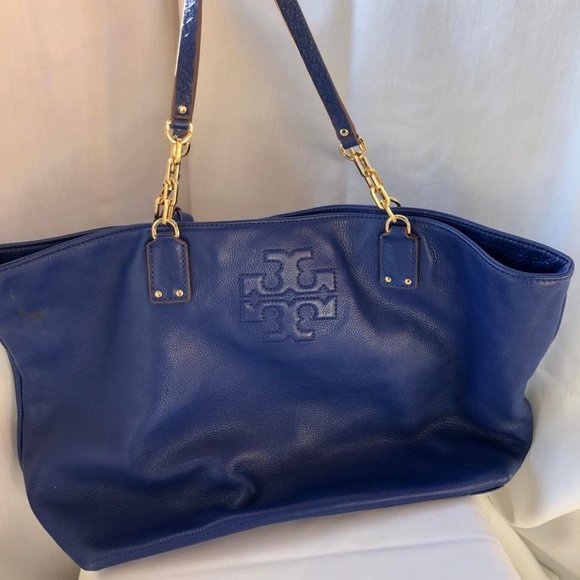 Tory Burch Blue Tote/Shoulder Bag Tumbled Gold Chain Logo Tassel - Picture 7 of 12